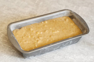 How to make Moist Banana and Walnut Bread Recipe?